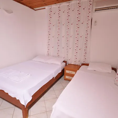 Konukevi Cesur Pansiyon 2*