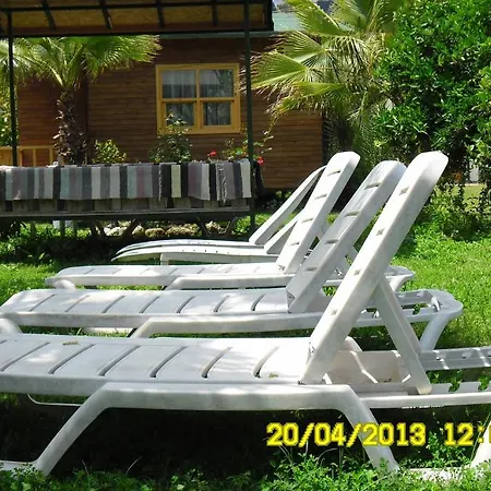 Konukevi Cesur Pansiyon 2*